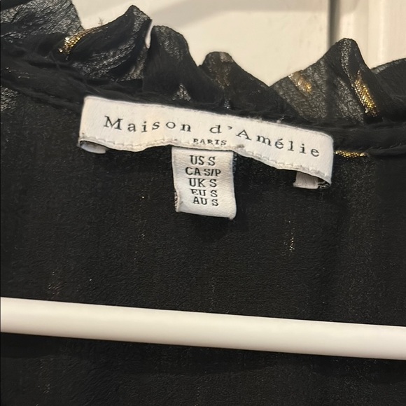 Chic Black and Gold Women's Blouse - Picture 2 of 5